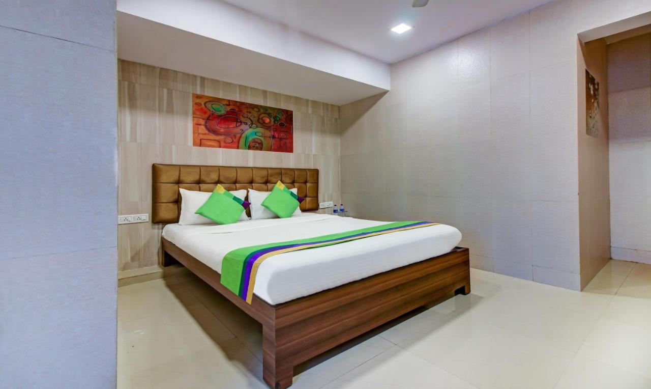 Treebo Lake Bloom Powai Mumbai Exterior foto
